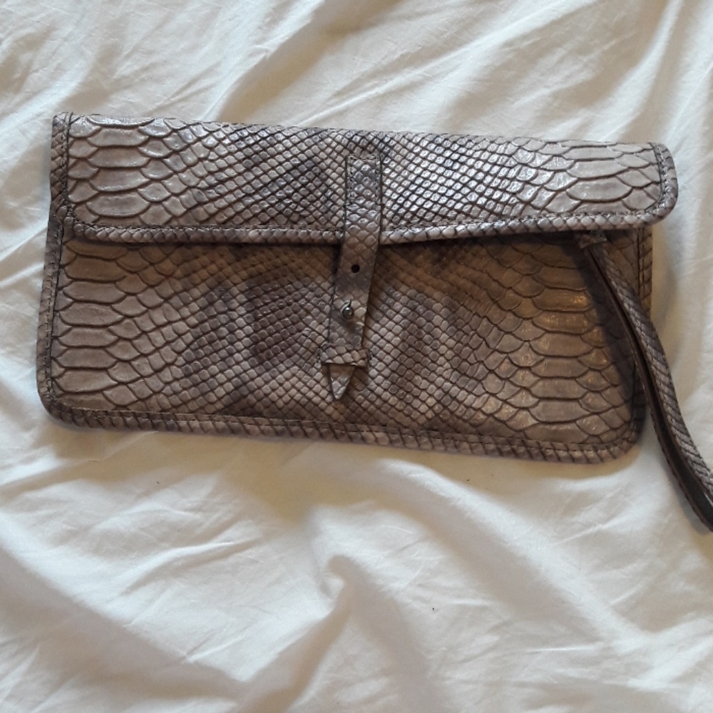 Club Monaco faux snakeskin clutch! Fab Mauve color